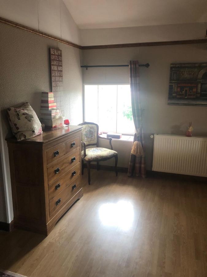 No5 Chambre D'Hotes Courcome Luaran gambar